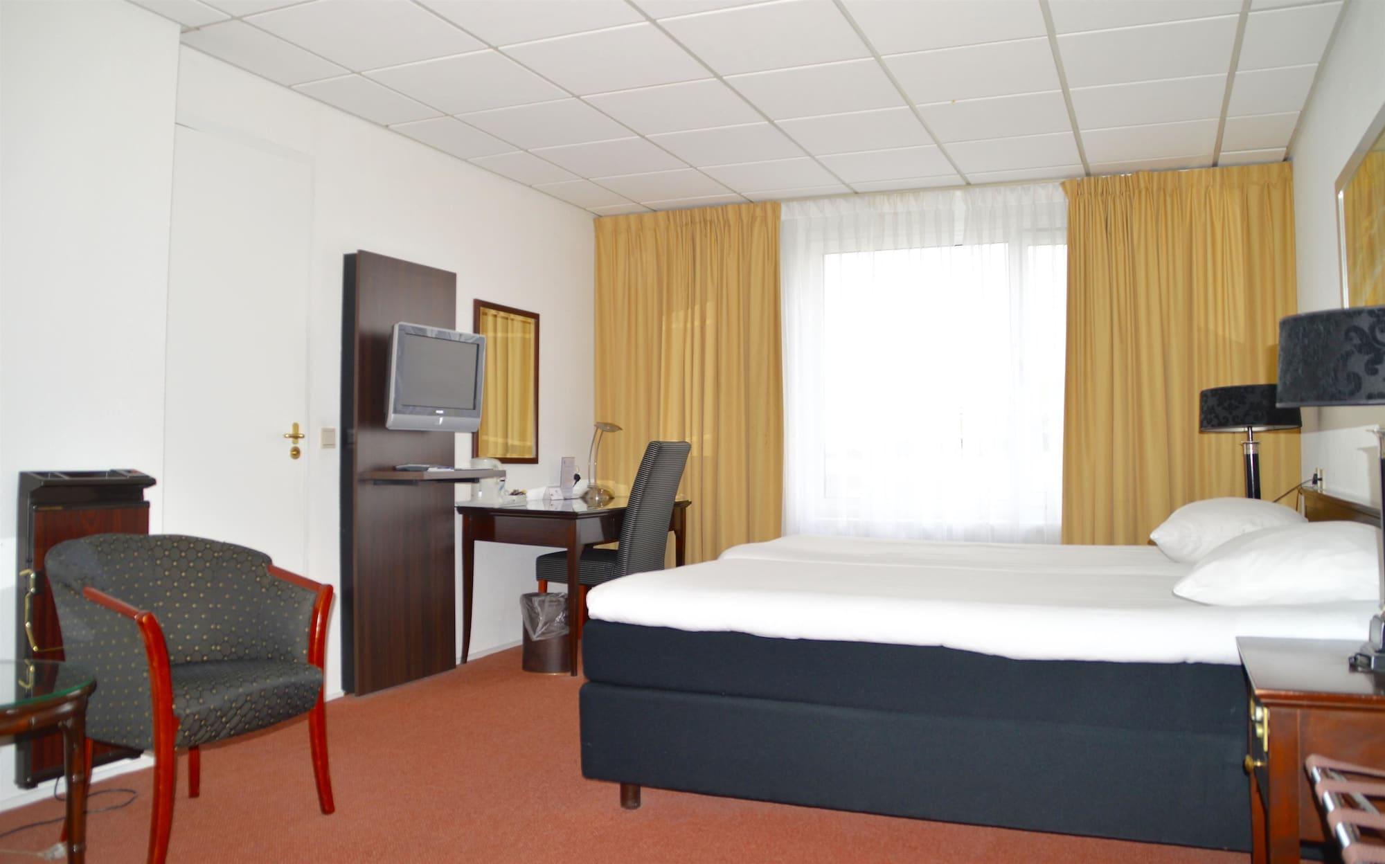 טרנוזן Hotel De Blaauwe Leeuw מראה חיצוני תמונה