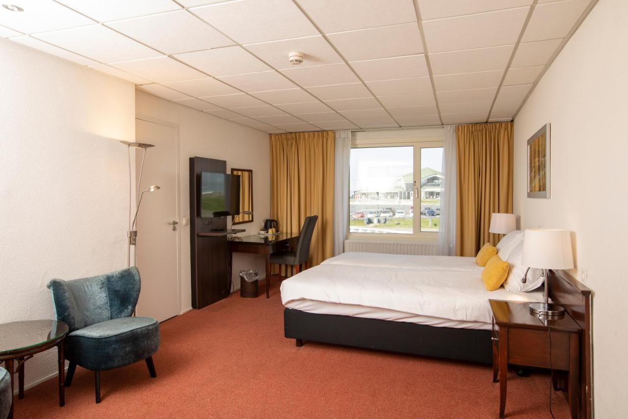 טרנוזן Hotel De Blaauwe Leeuw מראה חיצוני תמונה