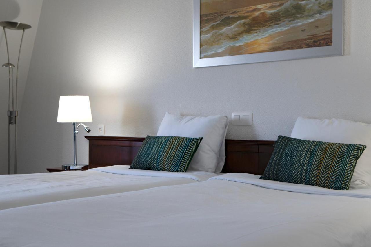 טרנוזן Hotel De Blaauwe Leeuw מראה חיצוני תמונה